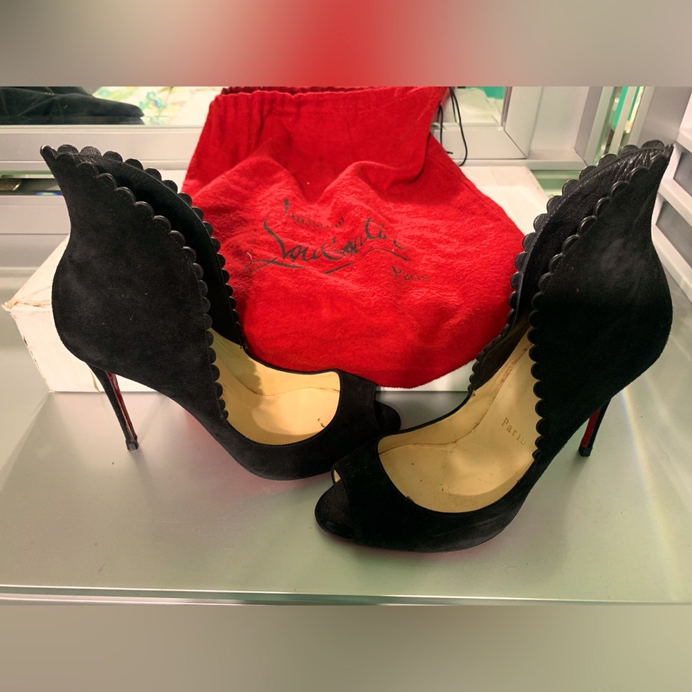 Christian Louboutin Pijonina heels size 38